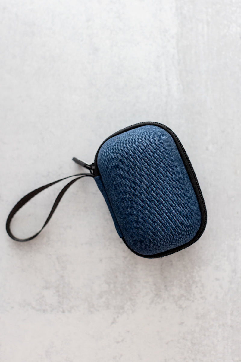 Durable travel case for whiskey glass. Drop tested from 50 feet.
